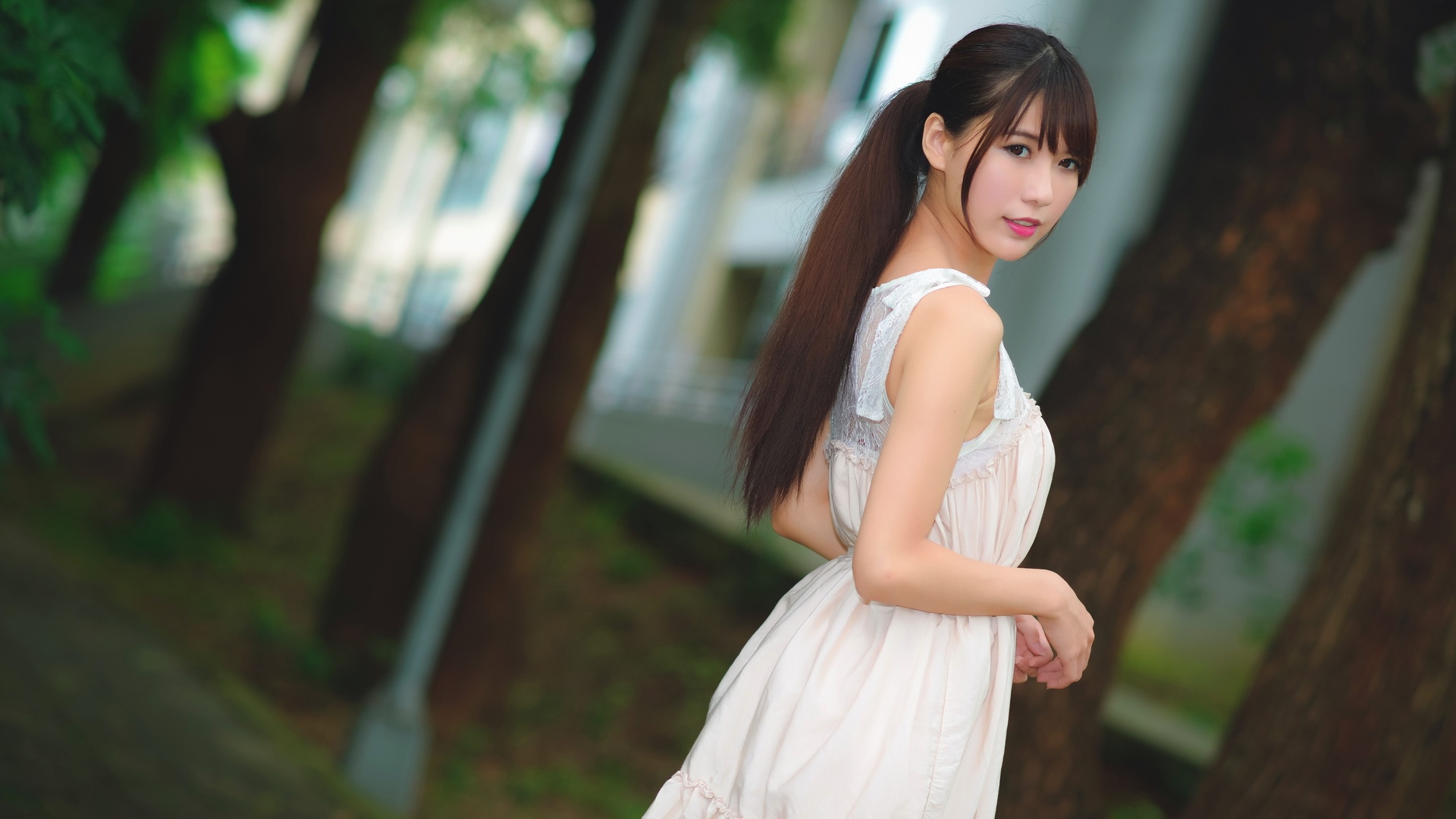 床上的深夜场景原版